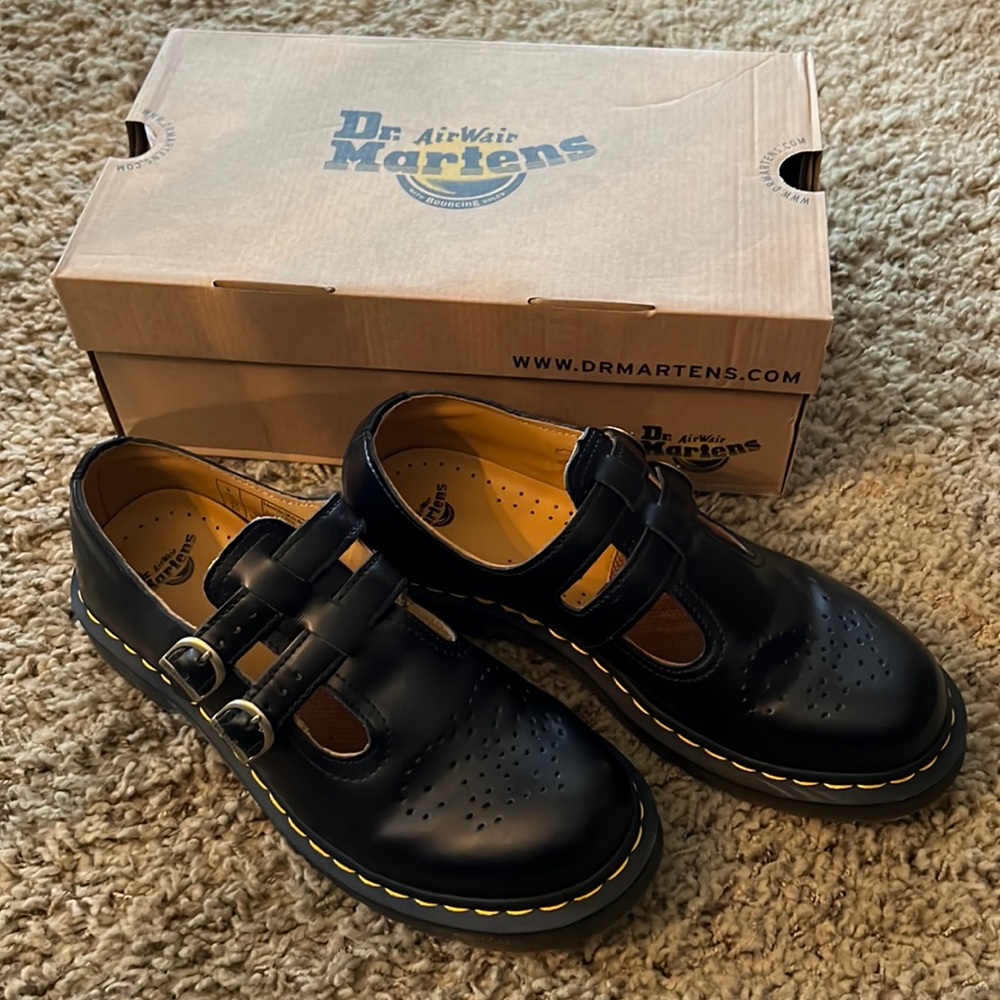Like New Dr. Martens 8065 Mary Jane Black Leather